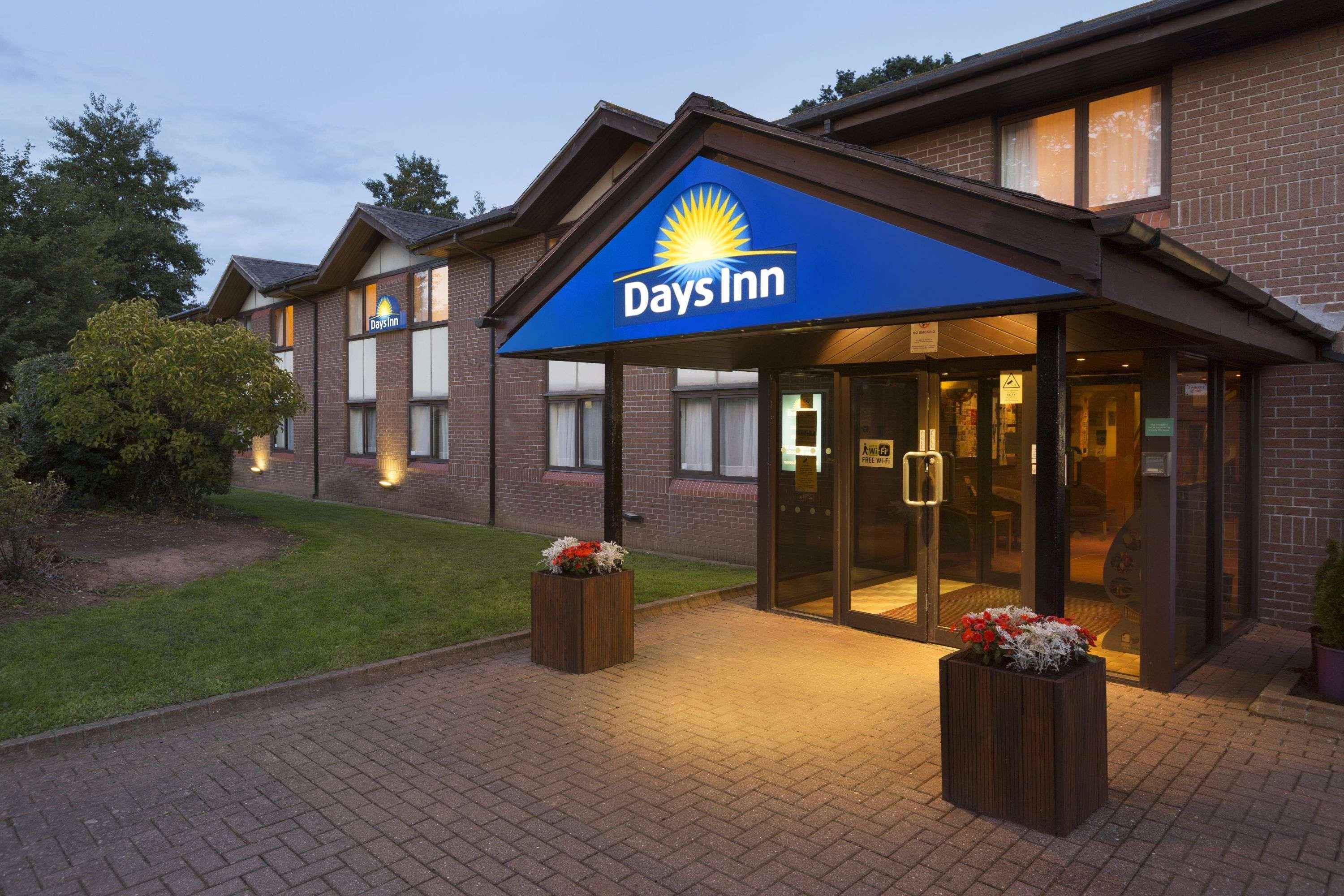 Days Inn Taunton Dış mekan fotoğraf