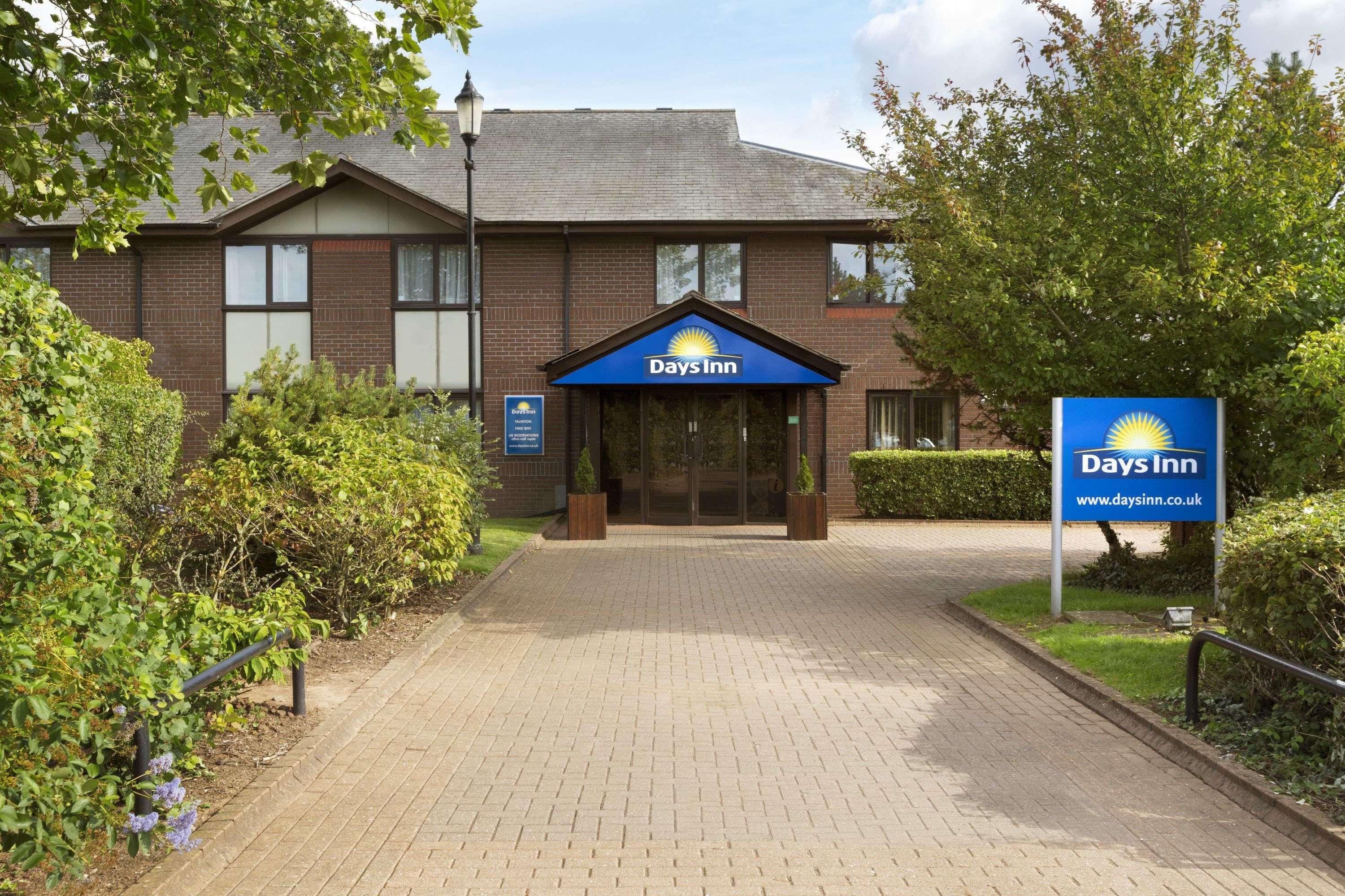 Days Inn Taunton Dış mekan fotoğraf