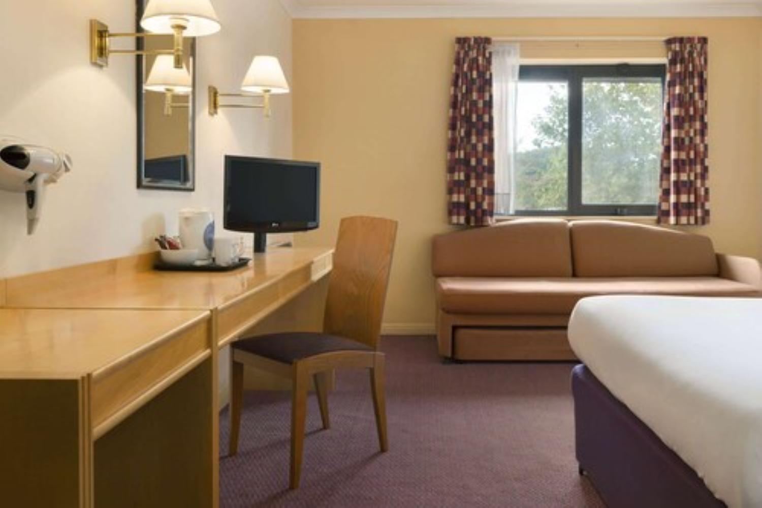 Days Inn Taunton Dış mekan fotoğraf